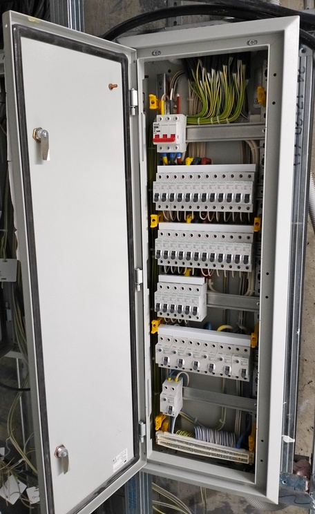 Расключение электрических щитов